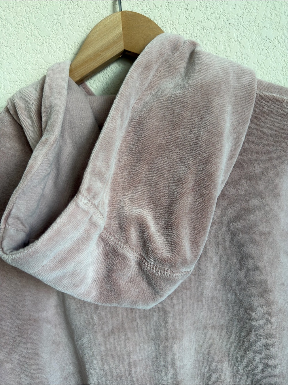 Mono B Velour Cropped Hoodie M Mauve Pink Ribbed Pullover Sweatshirt Athleisure - Picture 10 of 10